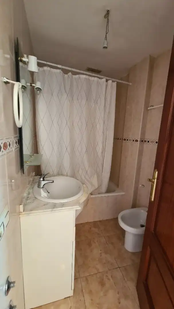 Baño de Dúplex en venta en Zamora Capital  con Calefacción, Terraza y Horno