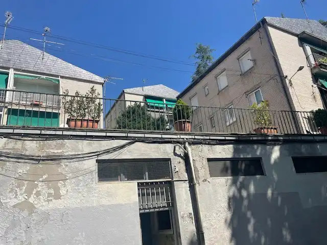 Oficina en venta en Santa Rosa, Abantos - Carmelitas