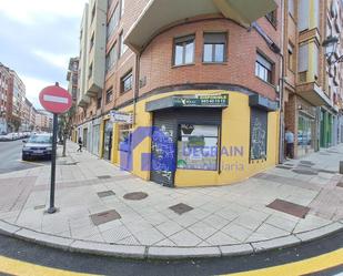 Vista exterior de Local en venda en Oviedo  amb Terrassa