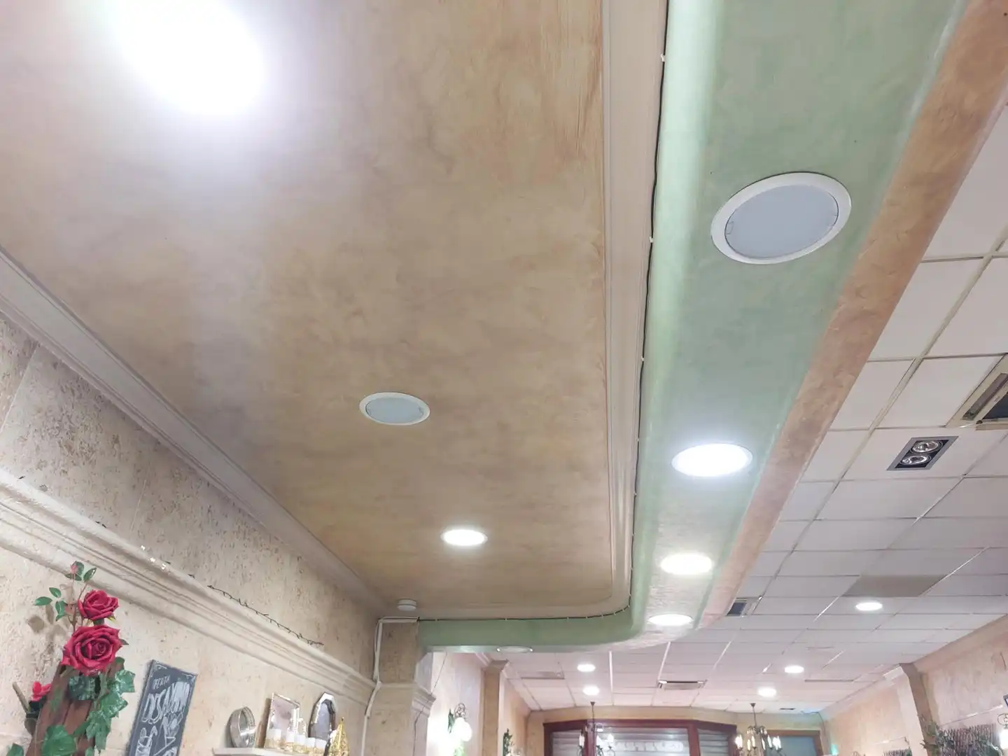 Business premises for transfer in Calle Agost, imagen 21