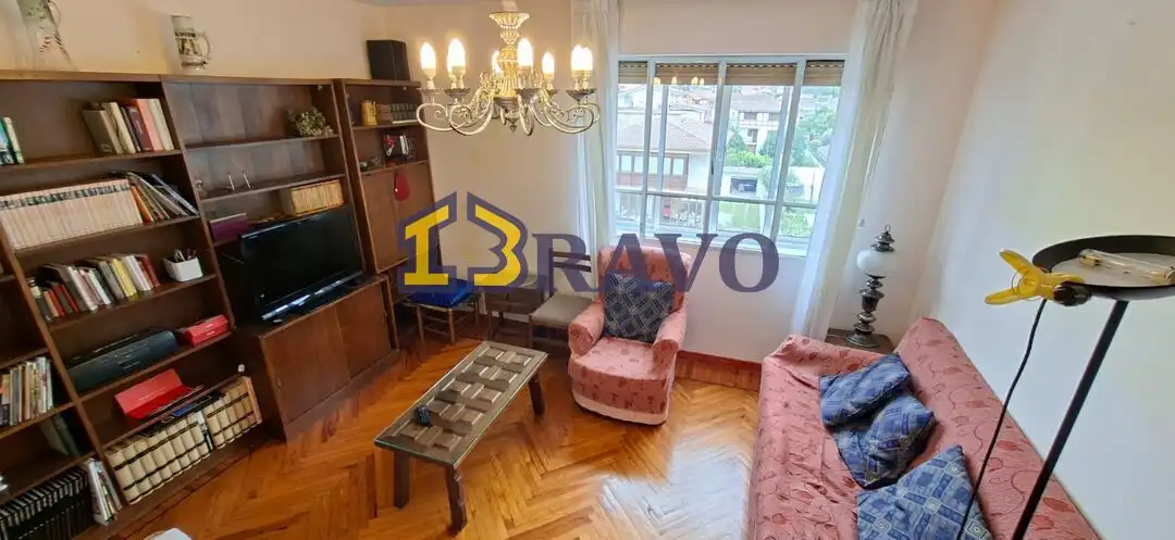 Sala de estar de Piso en venta en Medina de Pomar con Calefacción y Amueblado
