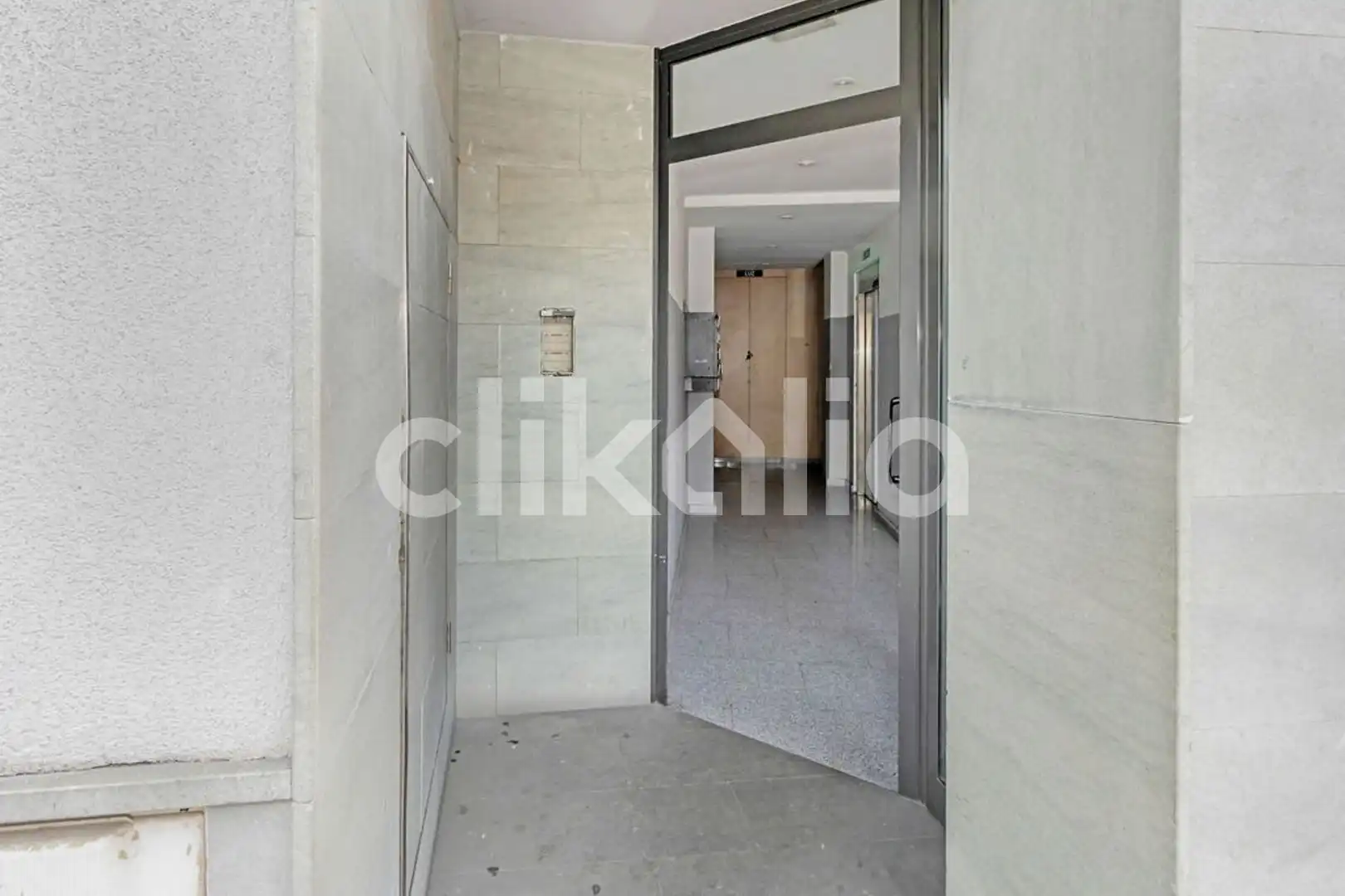 Piso en venta en Manlleu con Terraza