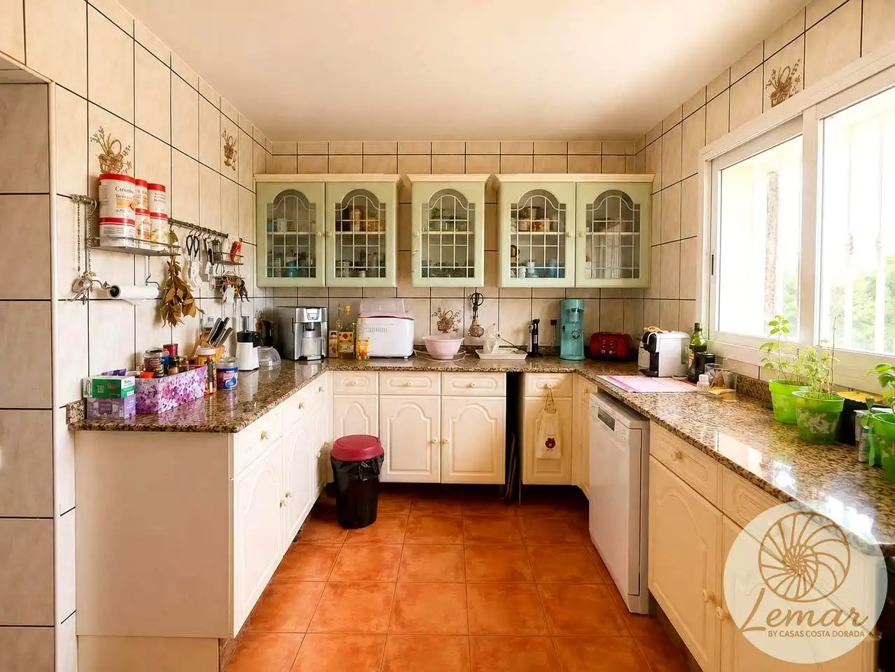 Küche von Country house zum Verkauf in L'Ametlla de Mar  mit Klimaanlage, Heizung und Privatgarten
