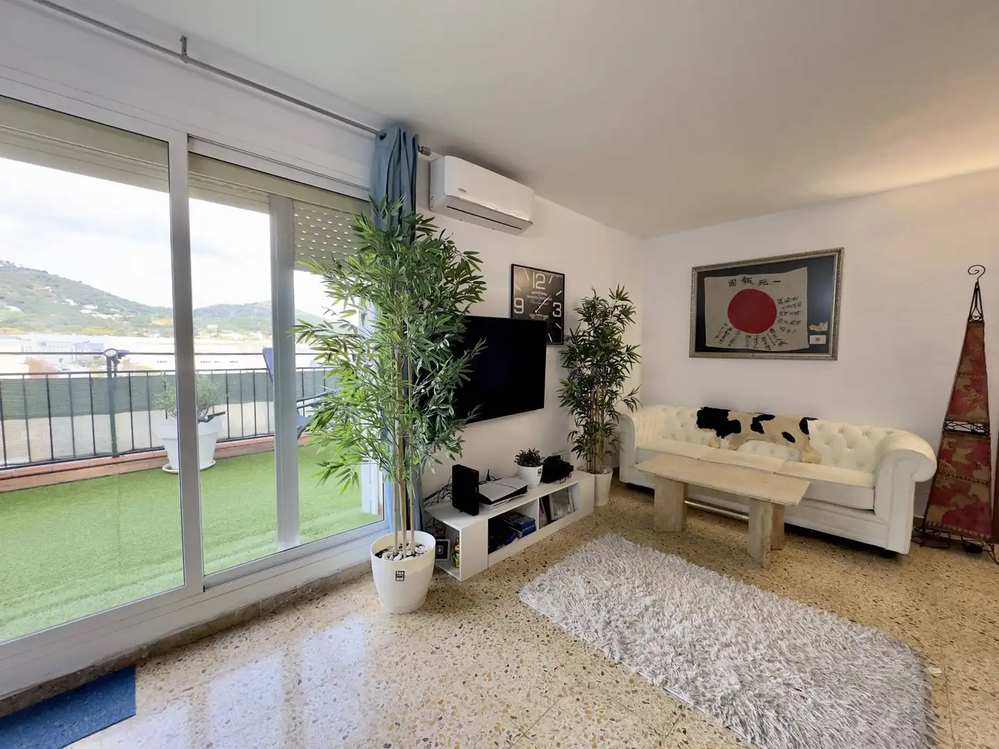 Living room of Attic for sale in Pineda de Mar  with Air Conditioner, Heating and Terrace