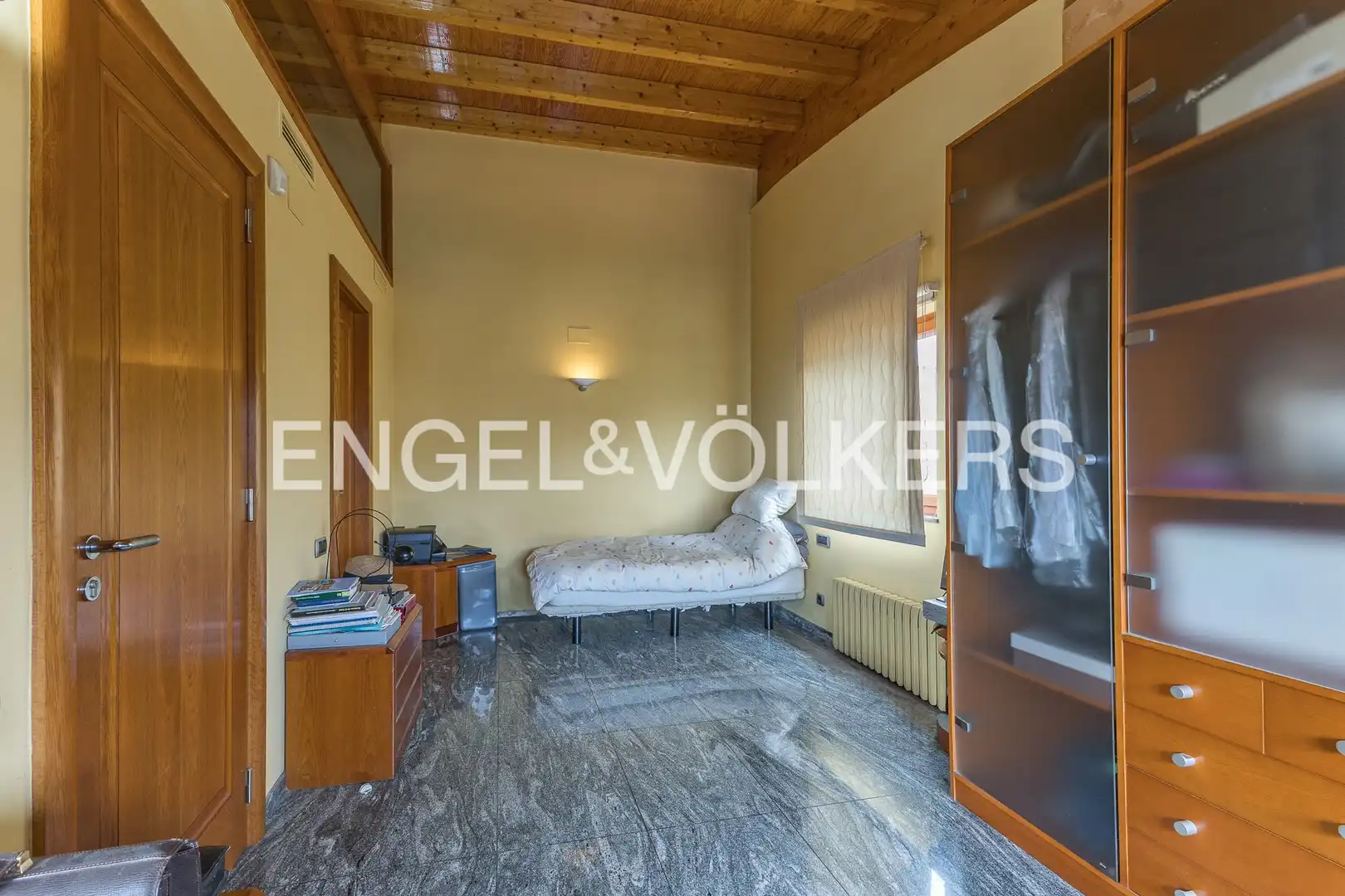 Houses for sale in Esplugues de Llobregat  with Air Conditioner, Heating and Private garden