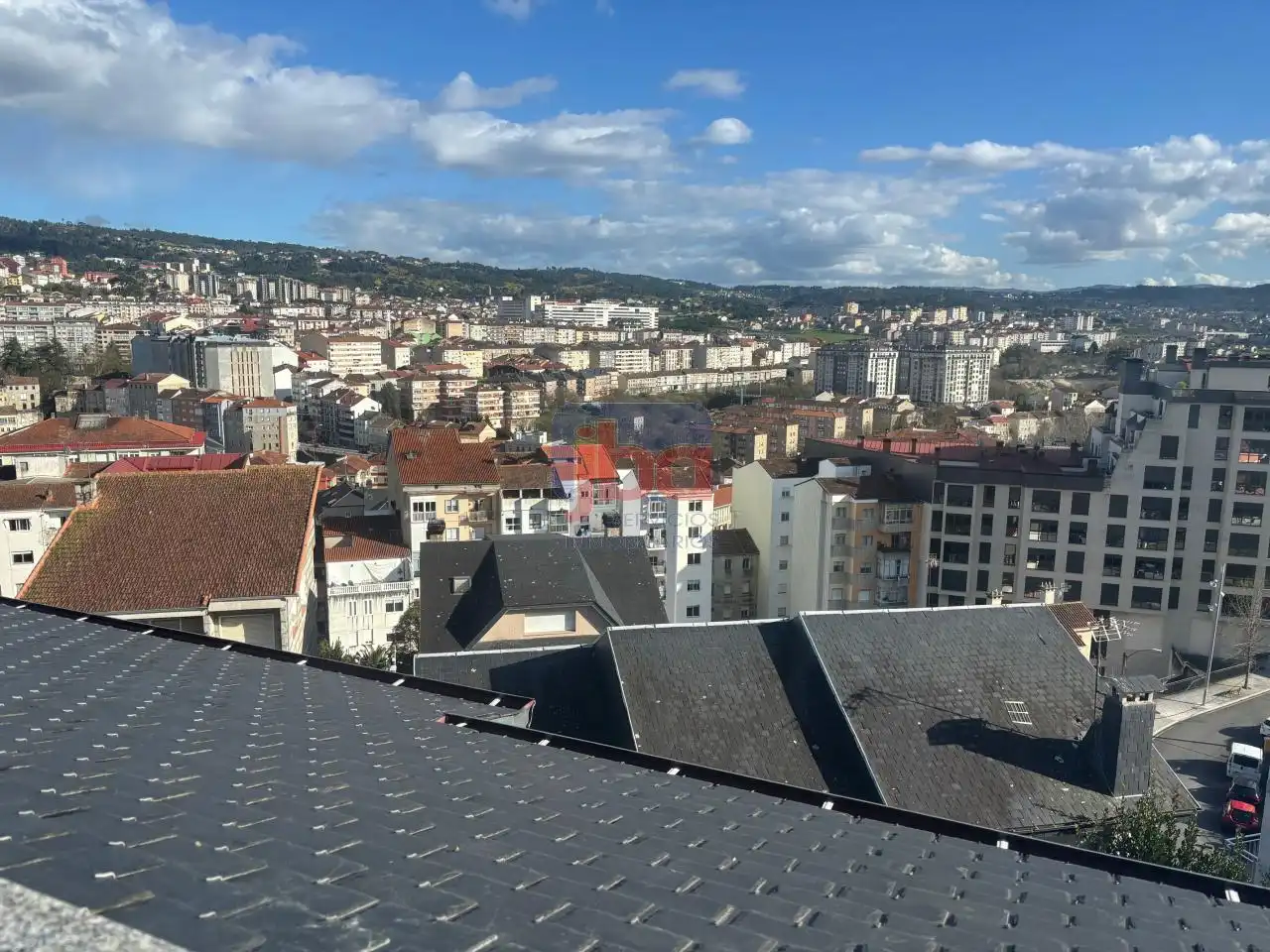 Vista exterior de Casa o xalet en venda en Ourense Capital  amb Calefacció, Jardí privat i Terrassa