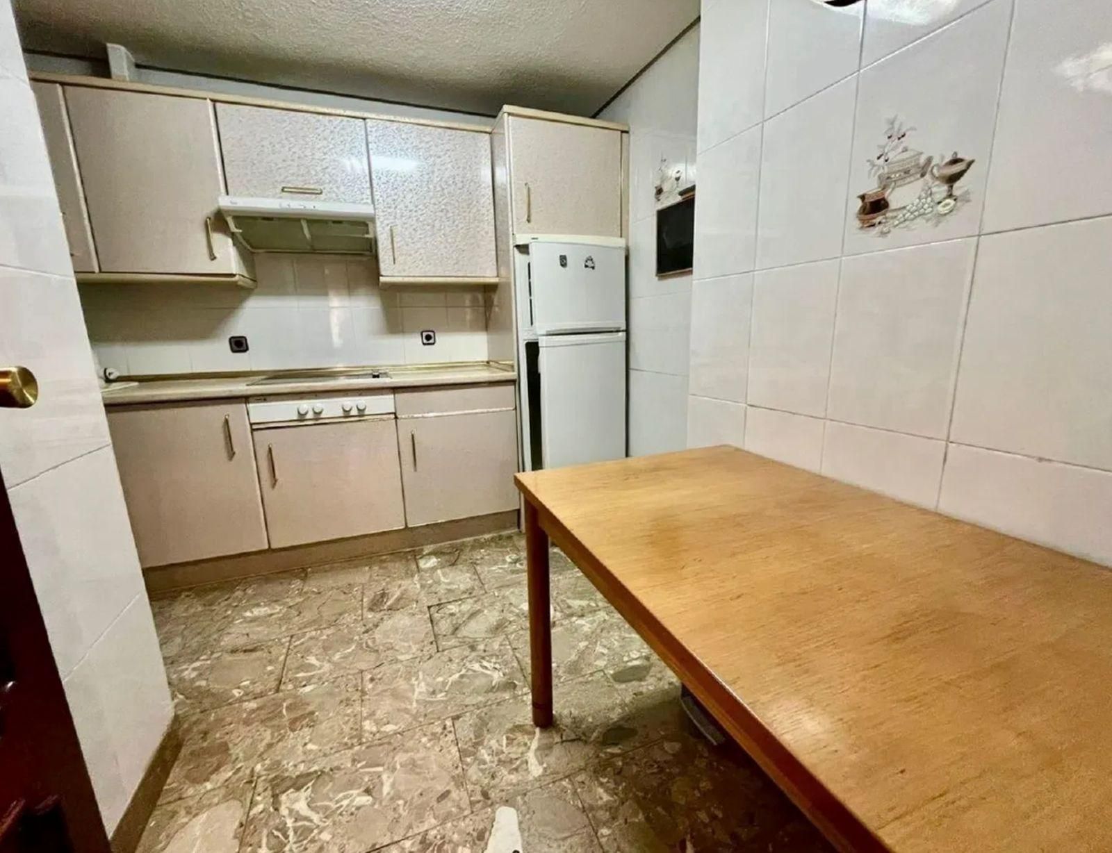 Cuina de Àtic en venda en  Madrid Capital amb Jardí privat, Terrassa i Traster