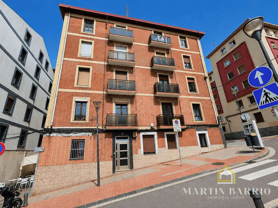 Exterior view of Flat for sale in Sestao   with Balcony and Alarm