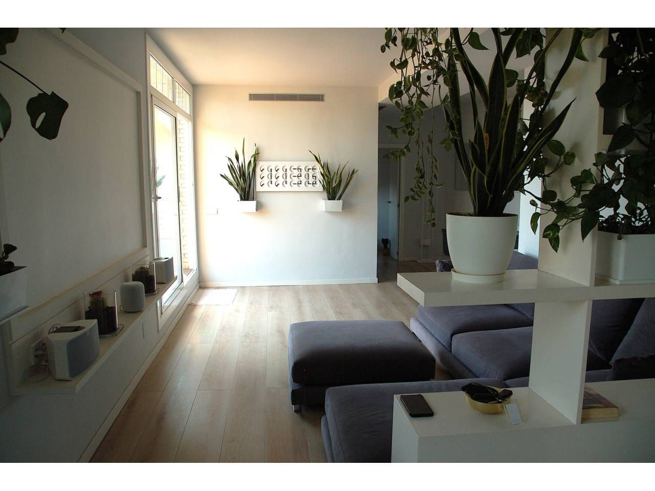 Sala d'estar de Pis en venda en  Barcelona Capital amb Terrassa i Balcó