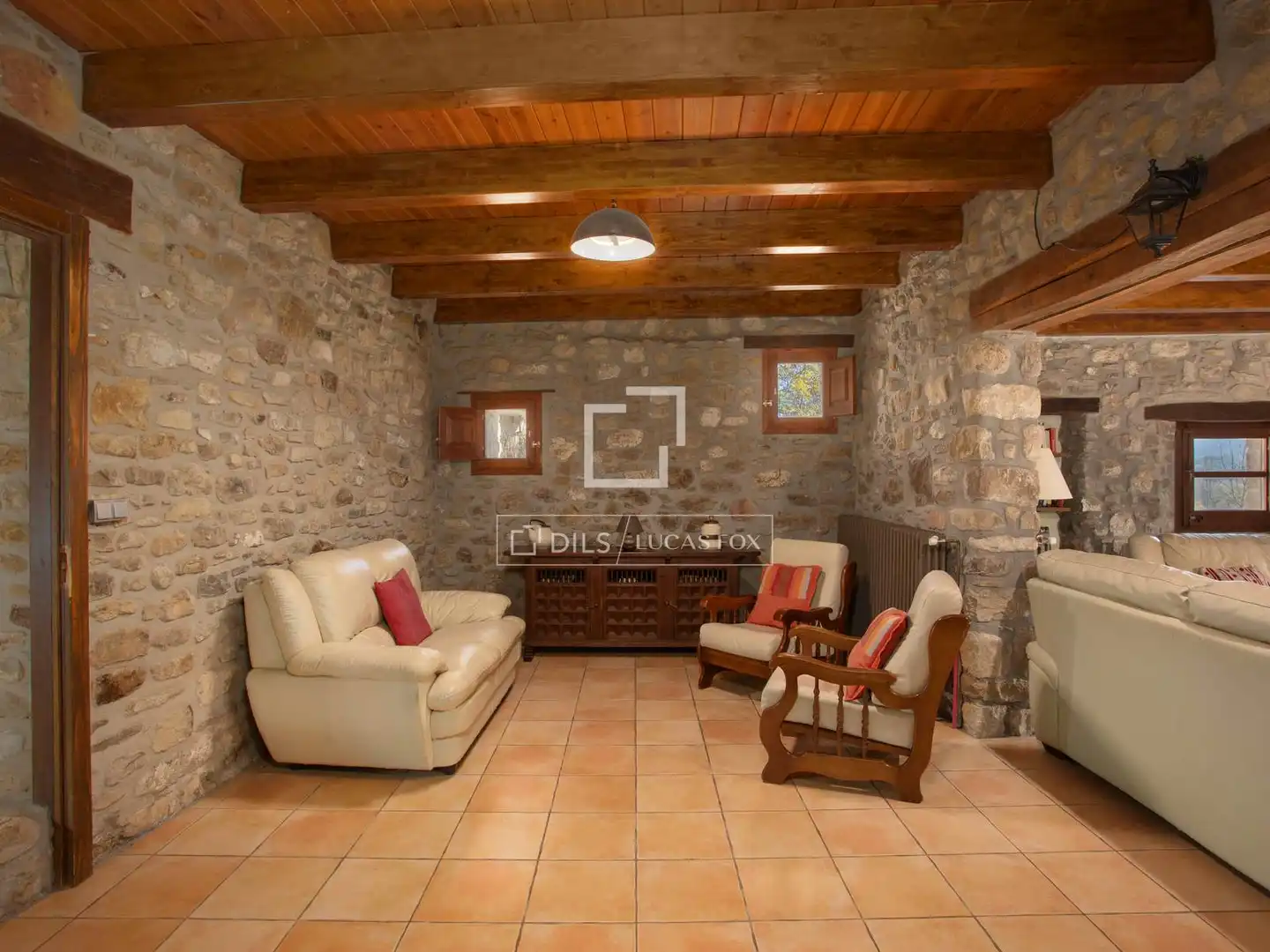 Finca rústica en venta en Santa Pau con Jardín privado, Terraza y Trastero