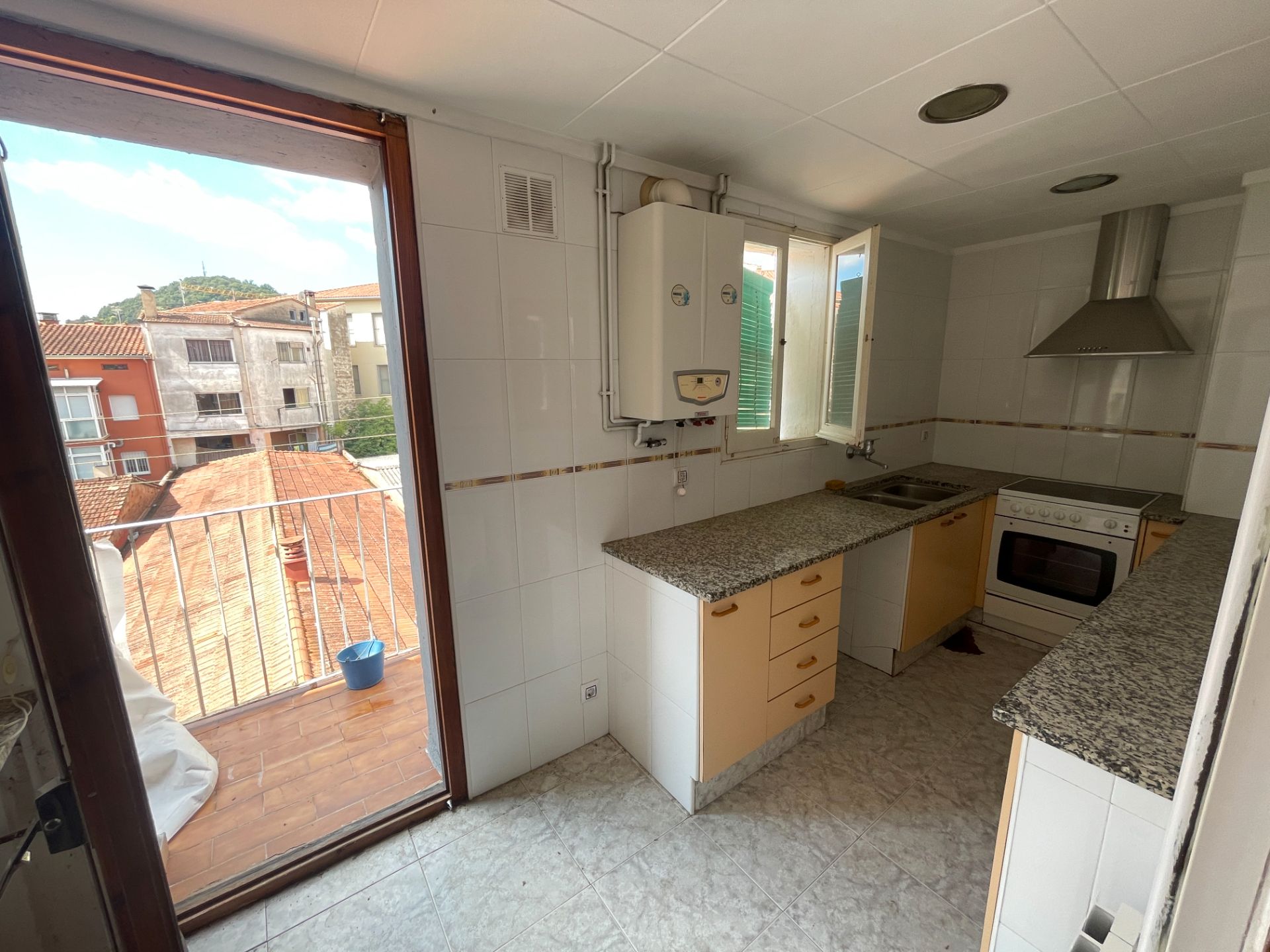 Cuina de Pis en venda en Olot amb Calefacció