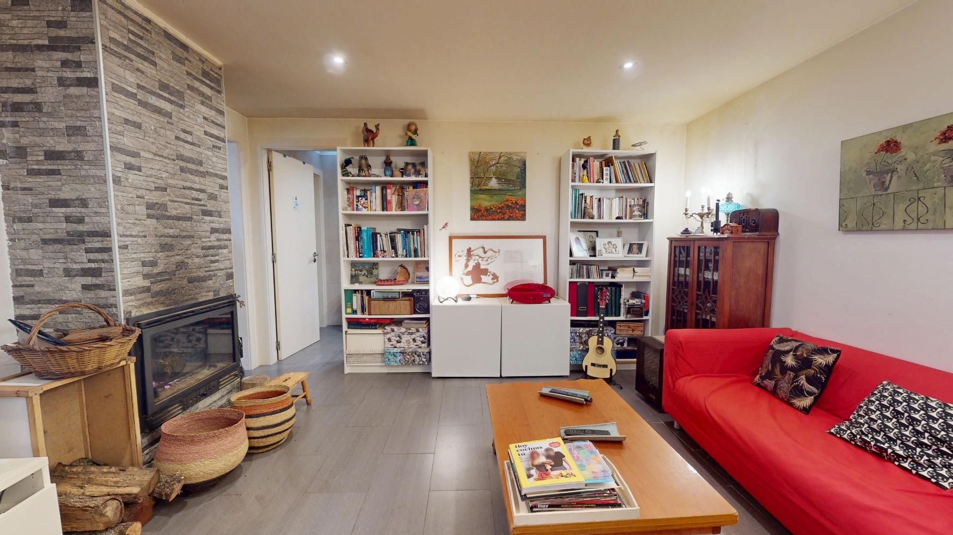 Living room of House or chalet for sale in Badalona  with Parquet flooring