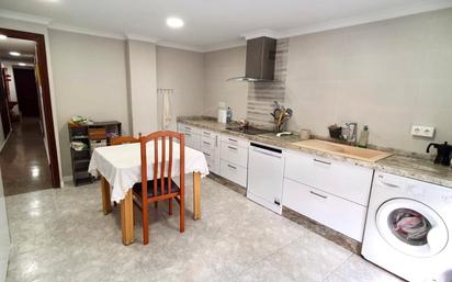 Kitchen of Flat for sale in Alaquàs  with Balcony