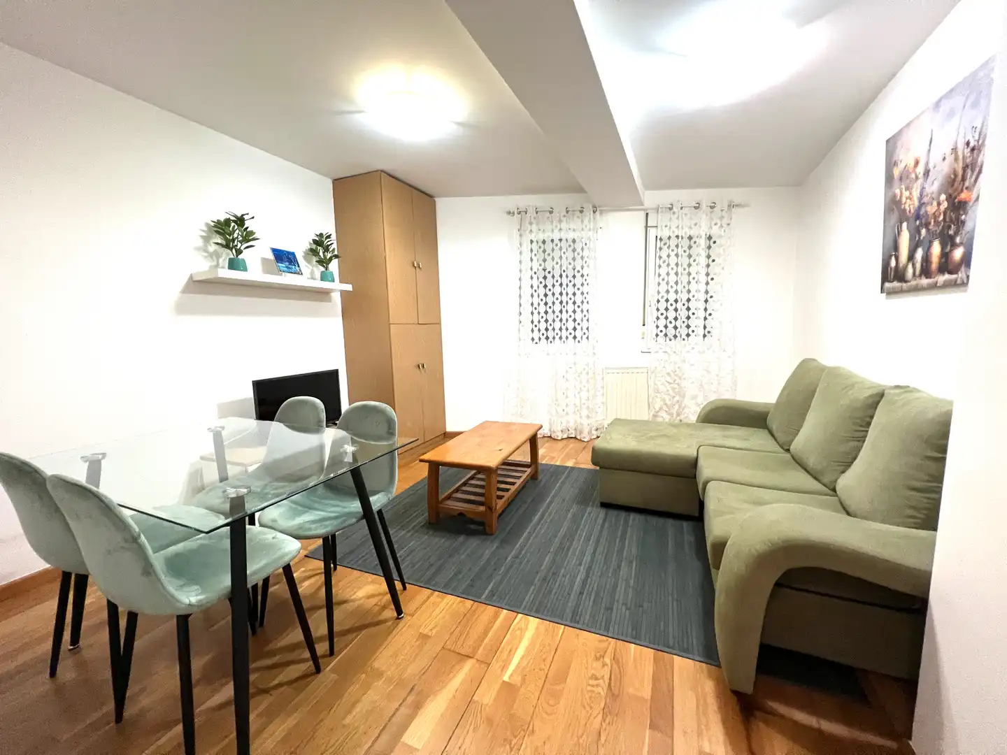 Apartamento de alquiler en Lugo con Calefacción, Parquet y Amueblado