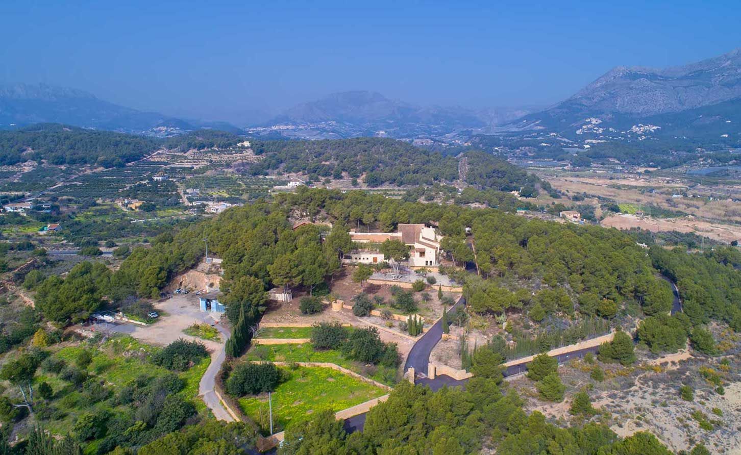 Vista exterior de Casa o xalet en venda en Altea amb Aire condicionat, Calefacció i Jardí privat