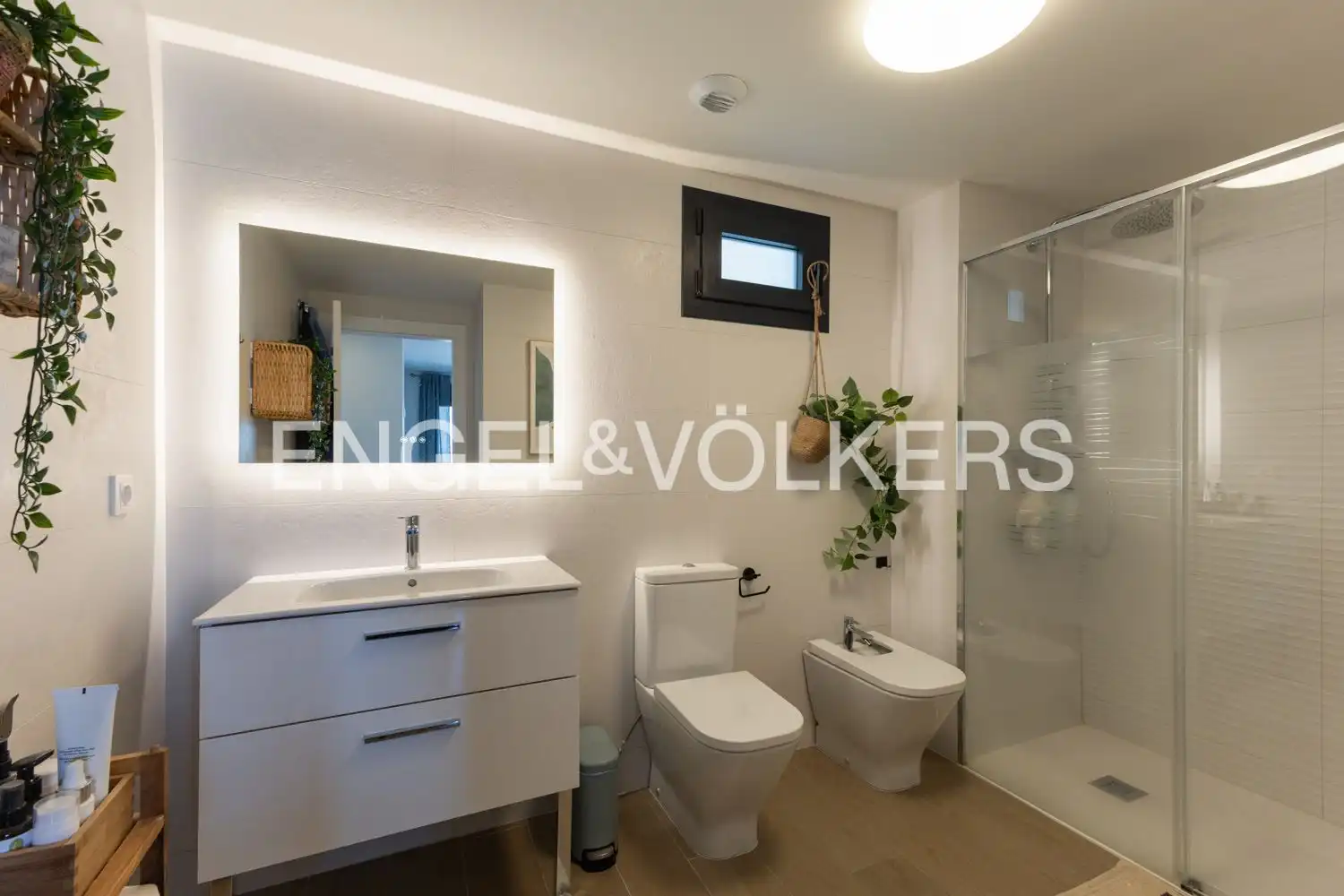 Bathroom of Flat for sale in Castellón de la Plana / Castelló de la Plana  with Air Conditioner, Heating and Terrace