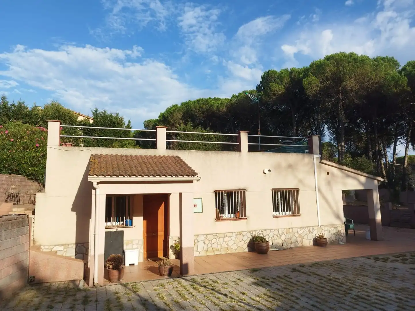 Maison avec piscine à vendre à Carrer Ronda Goba 1