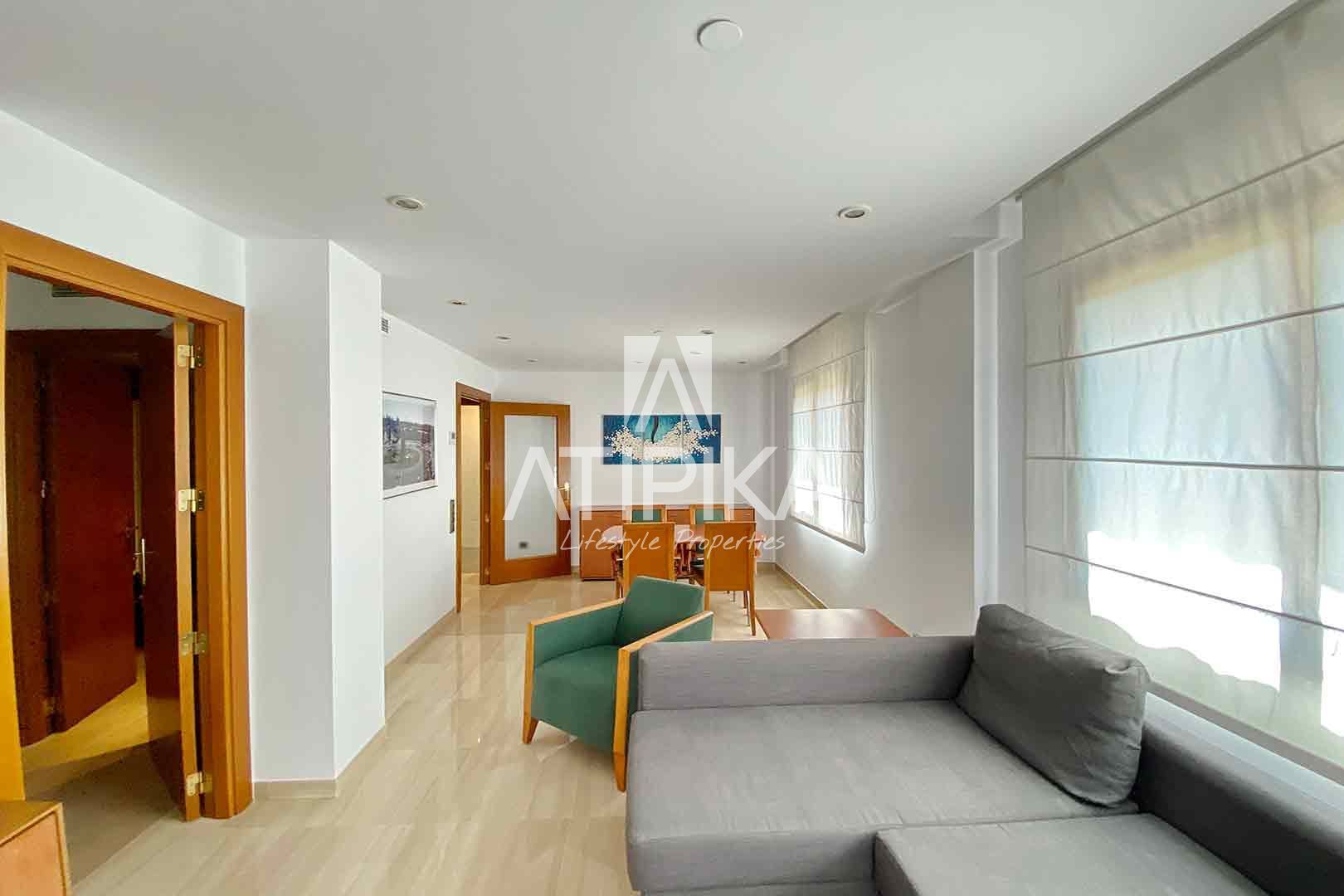 Exterior view of Flat to rent in  Barcelona Capital  with Air Conditioner, Furnished and Oven