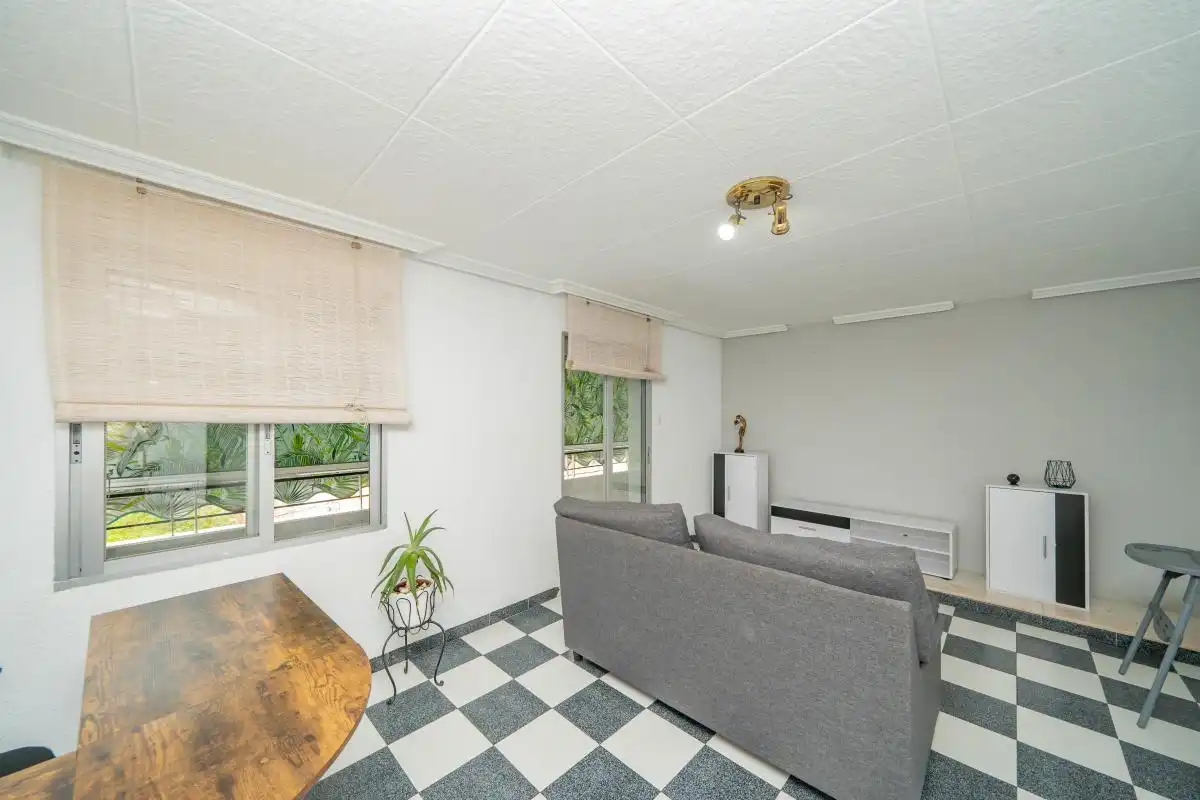 Flat for sale in Alicante / Alacant  with Heating and Furnished