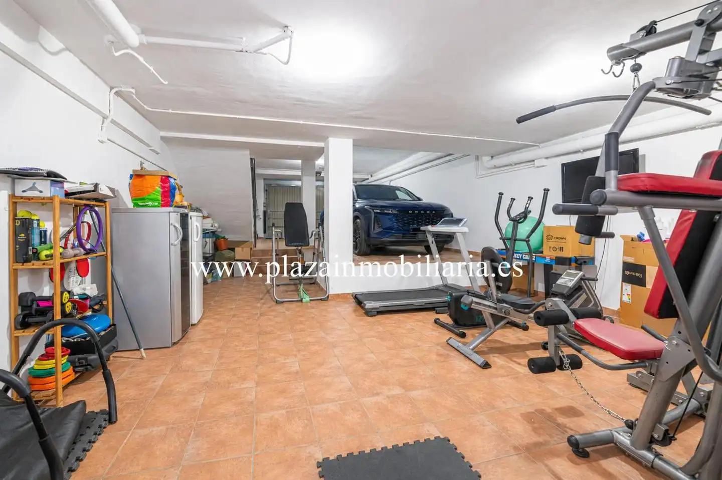 Houses for sale in Lucena  with Air Conditioner, Terrace and Storage room
