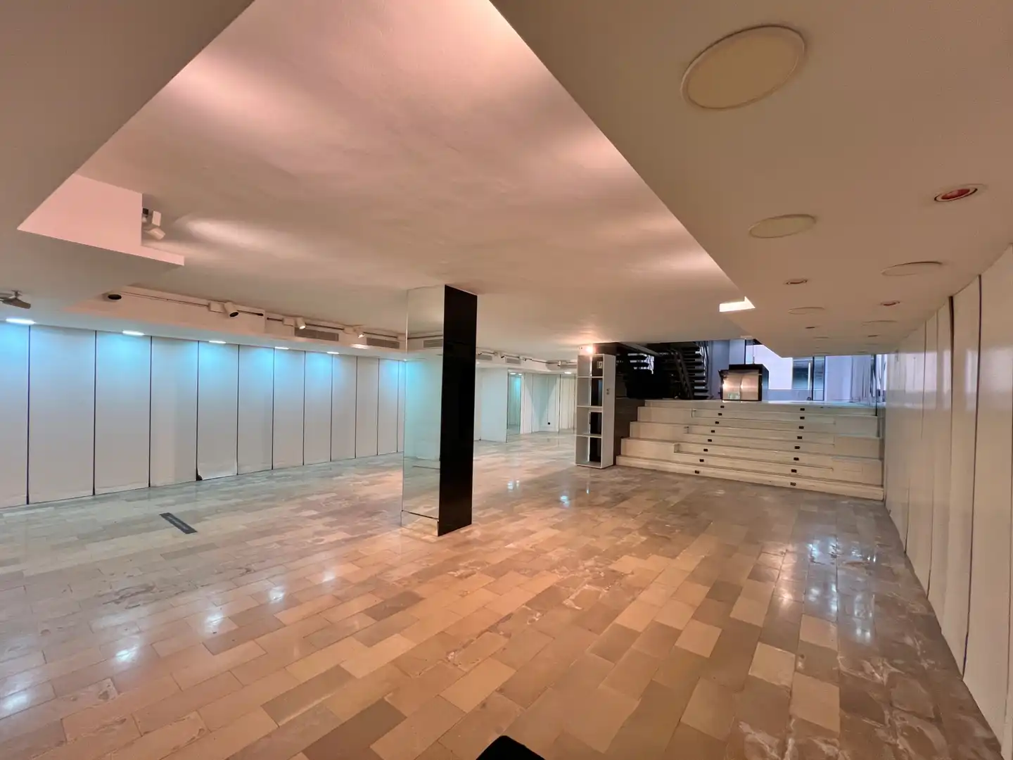 Local comercial en alquiler en Carrer de la Unió 32, imagen 3