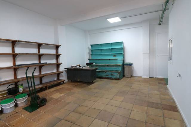 Local comercial en Venta en Barrio del Nervión