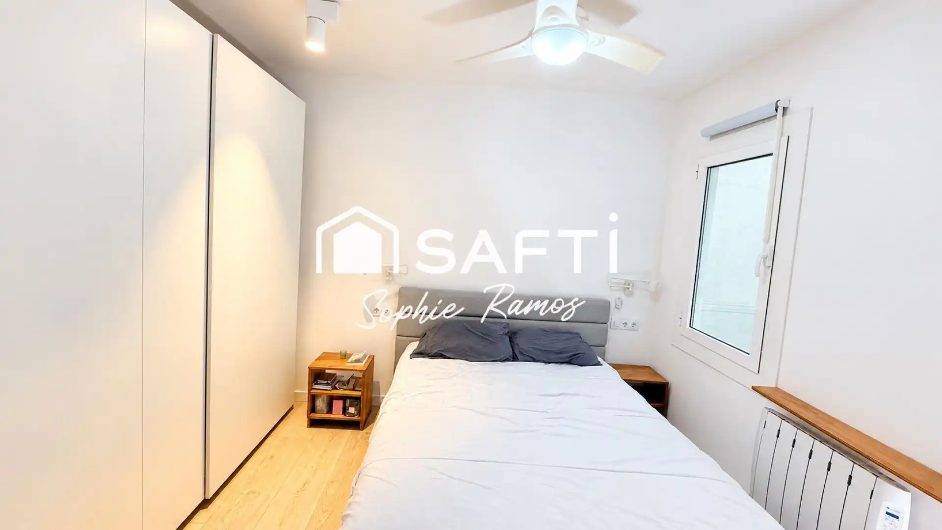 Bedroom of Flat for sale in Sant Martí