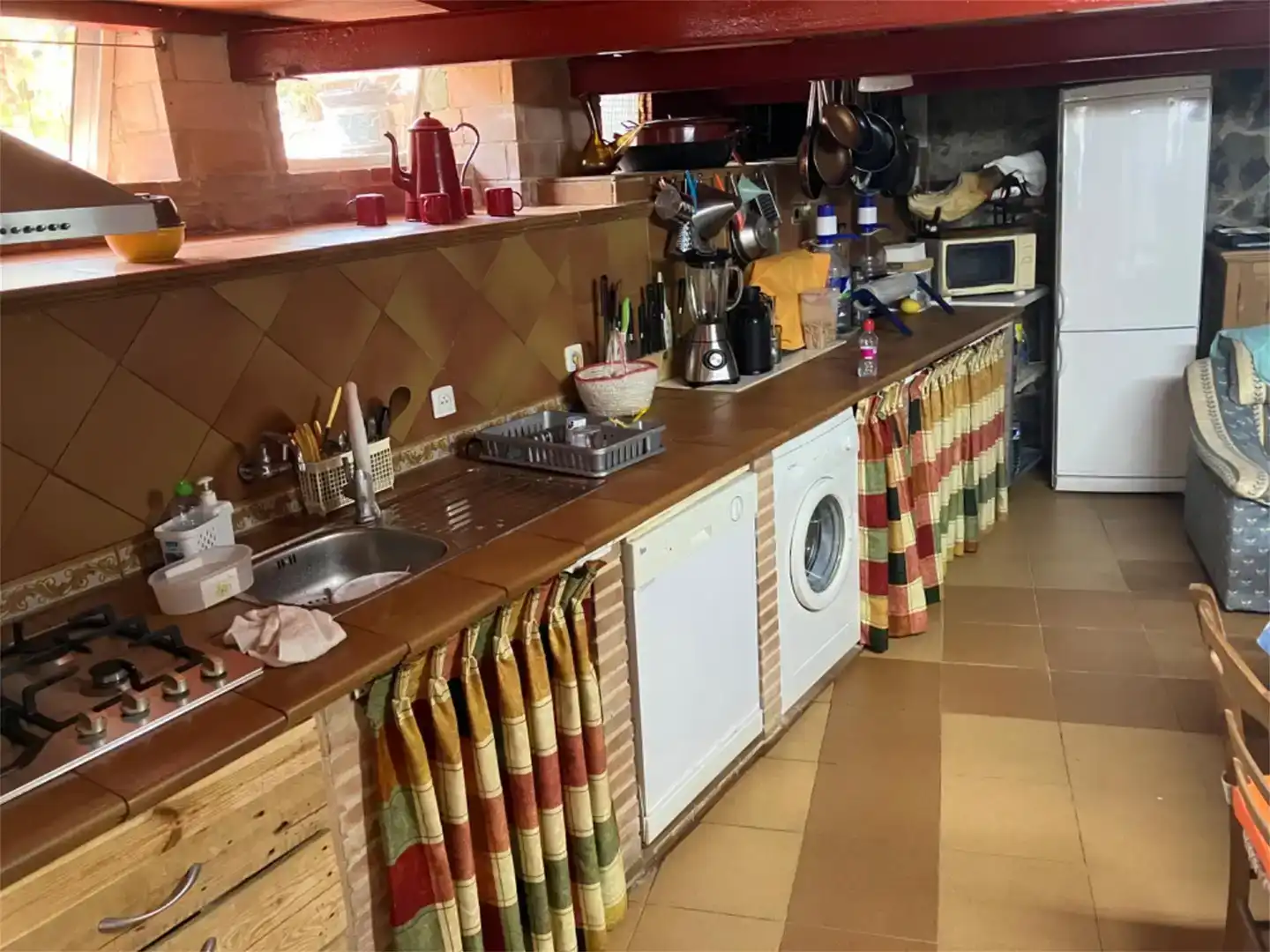 Cuina de Casa o xalet en venda en Constantina amb Aire condicionat, Jardí privat i Traster