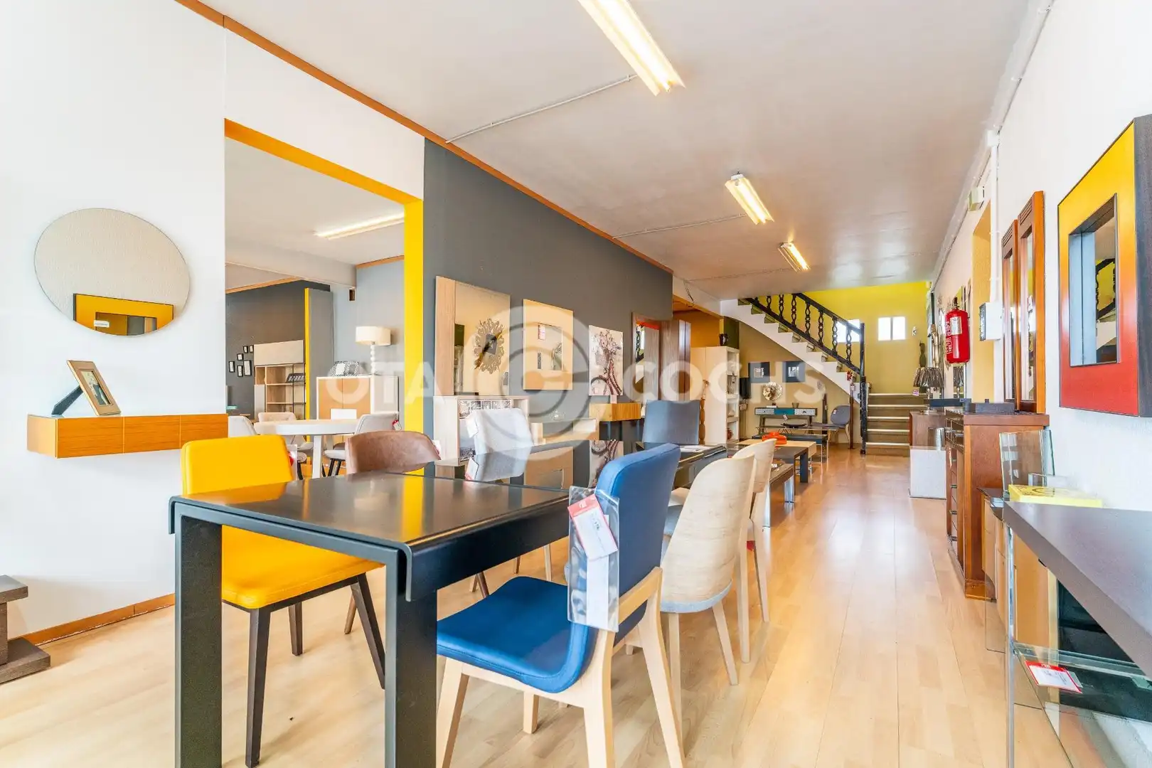 Dining room of Industrial buildings for sale in Vallmoll