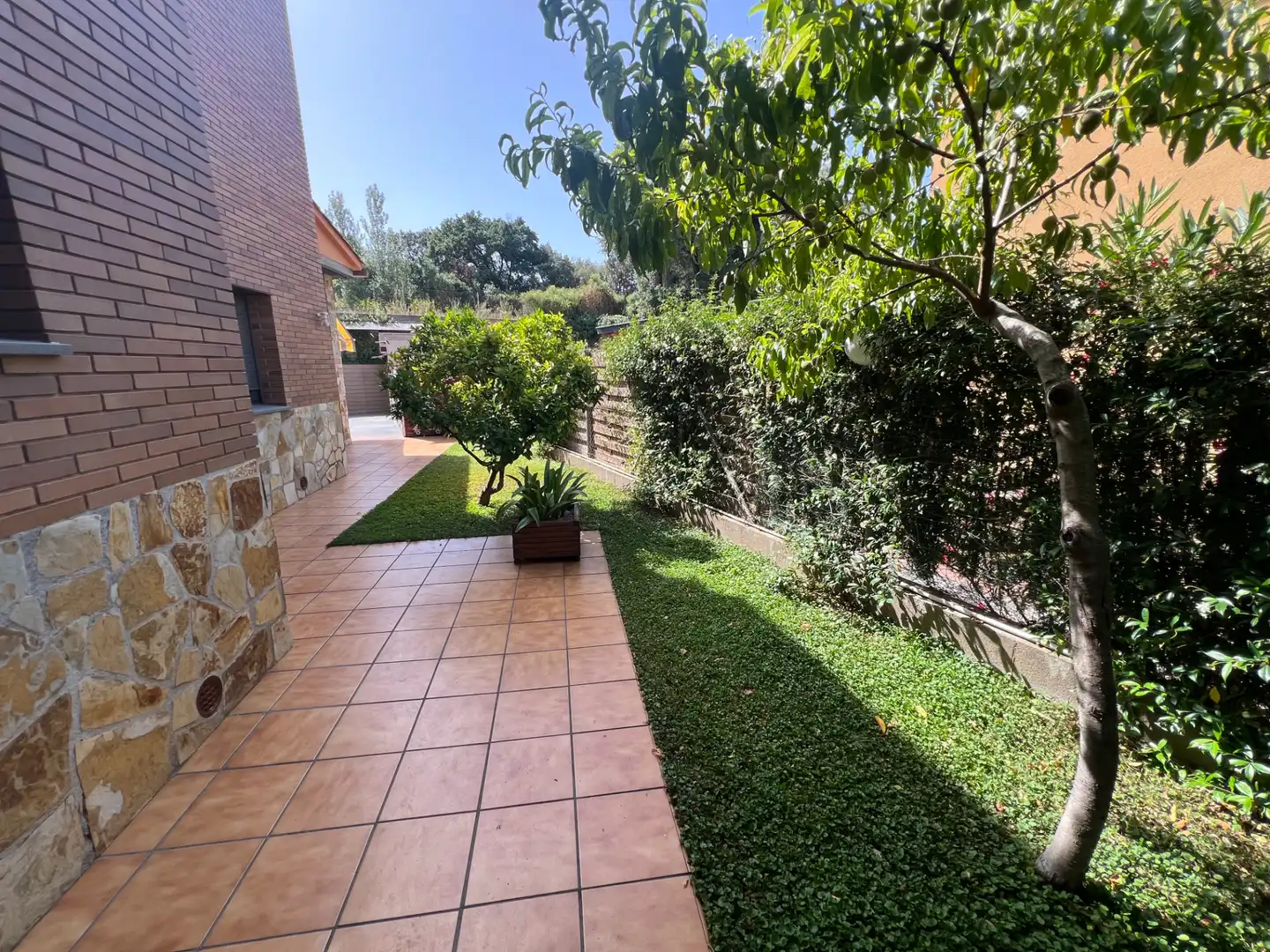 Jardí de Casa o xalet en venda en La Roca del Vallès amb Aire condicionat, Calefacció i Jardí privat