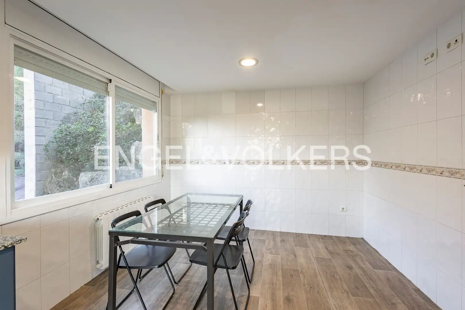 Cocina de Casa o chalet en venta en Vallirana con Calefacción, Jardín privado y Parquet