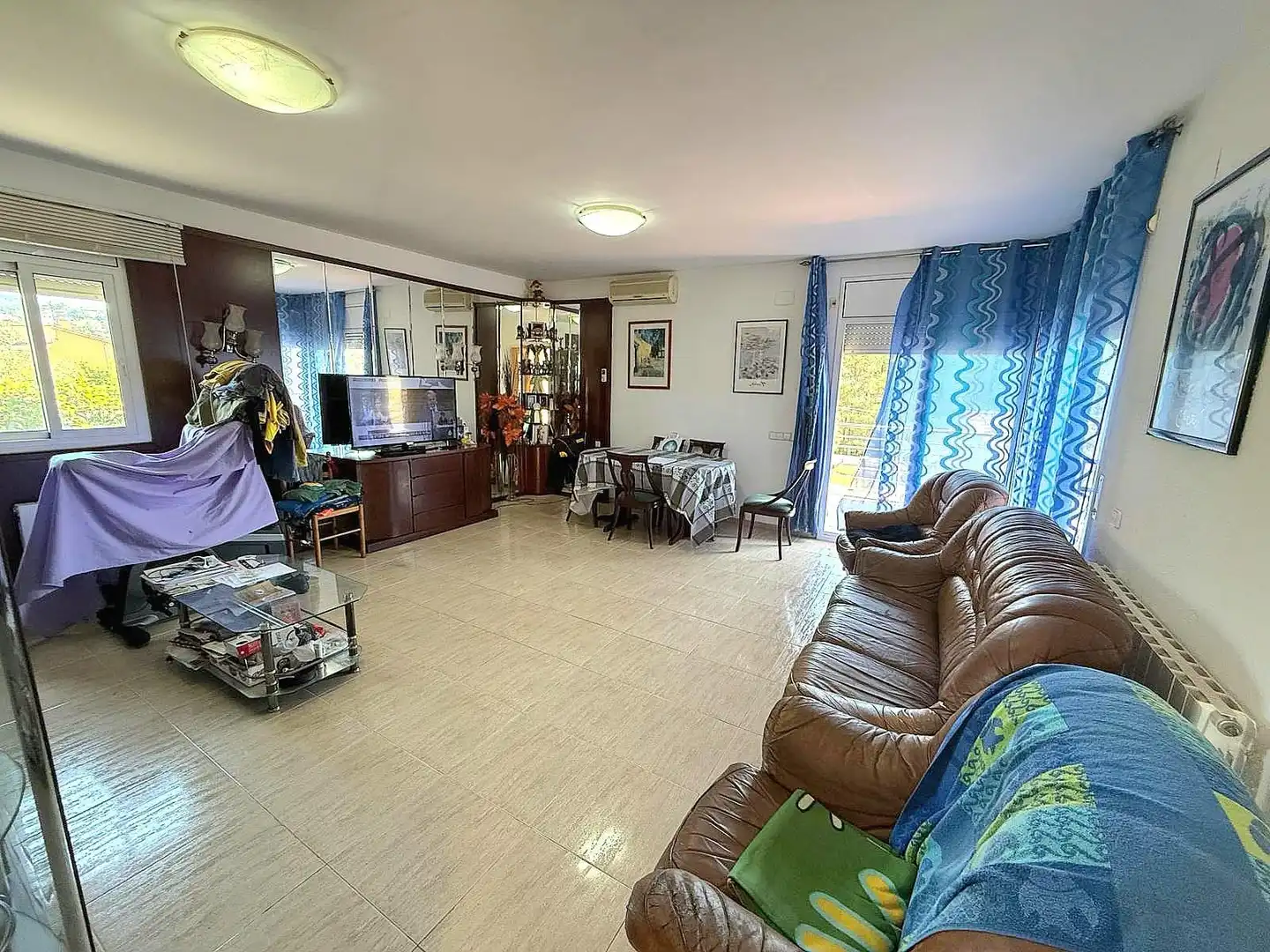 Sala d'estar de Casa o xalet en venda en Calafell amb Aire condicionat, Calefacció i Jardí privat