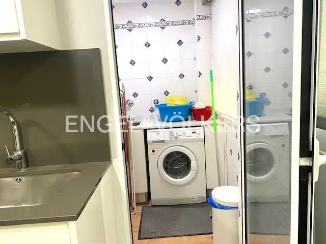 Kitchen of Flat for rent in Paterna  with Air Conditioner, Heating and Storage room