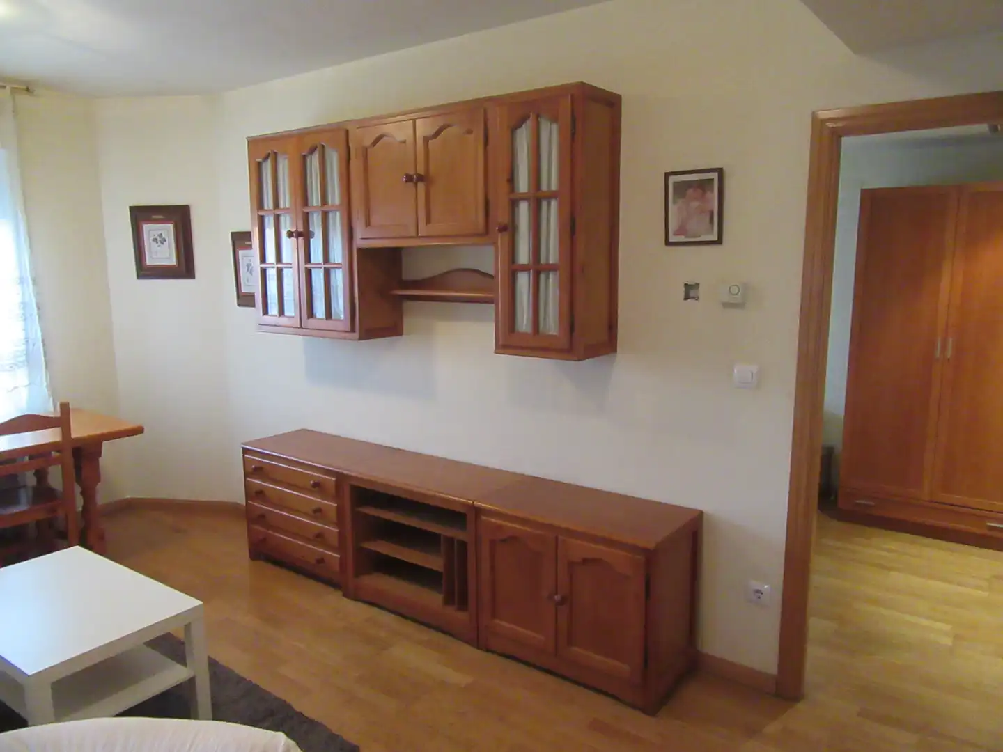 Wohnzimmer von Wohnung zur Miete in Zaragoza mit Heizung, Parkett und Terrasse