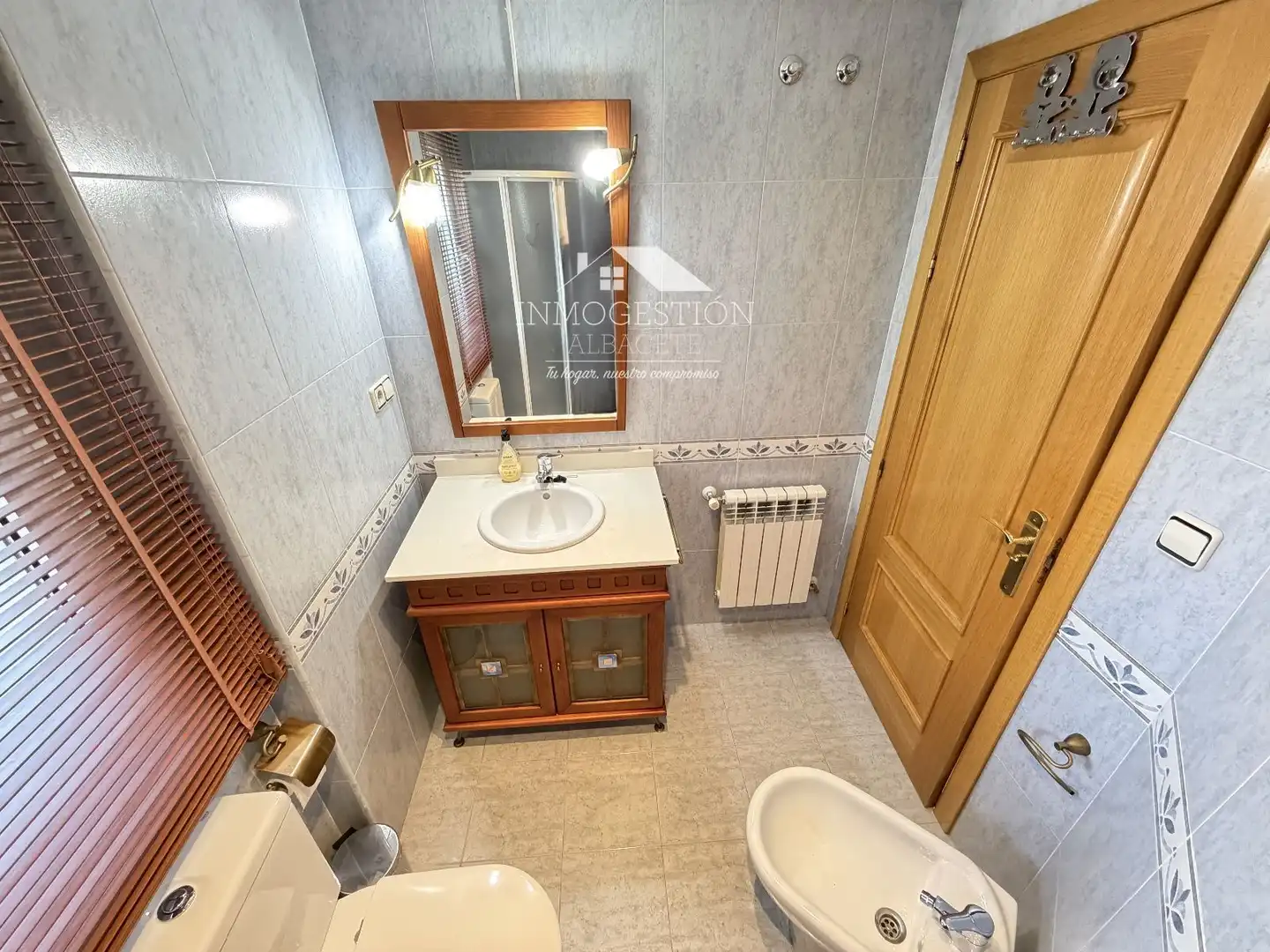 Bathroom of Detached homes for sale in Albacete  with Air Conditioner, Heating and Parquet flooring