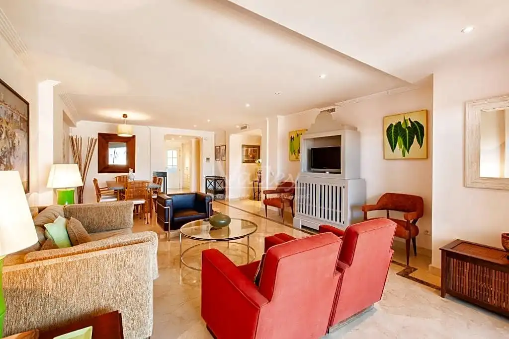 Sala de estar de Ático de alquiler en Sotogrande con Aire acondicionado, Calefacción y Terraza