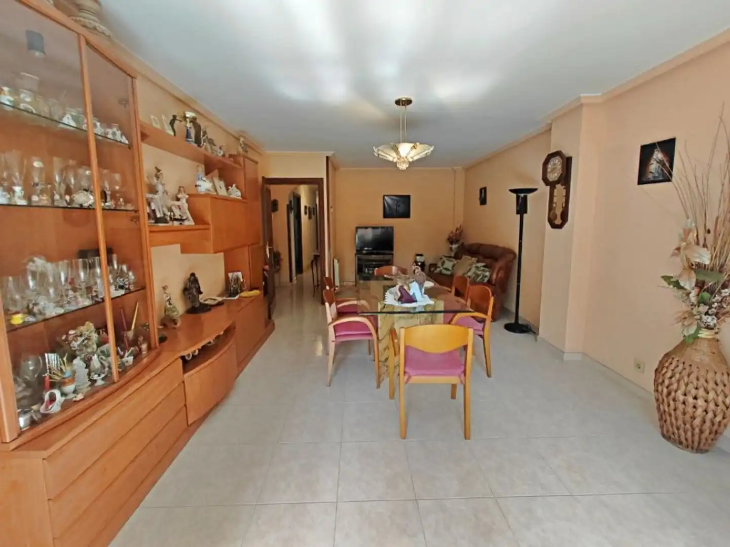 Sala d'estar de Pis en venda en Tarragona amb Calefacció, Terrassa i Moblat
