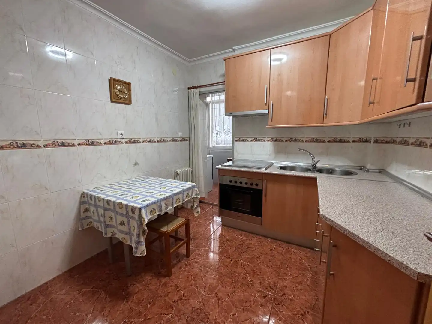 Cocina de Piso en venta en Puertollano con Calefacción y Balcón