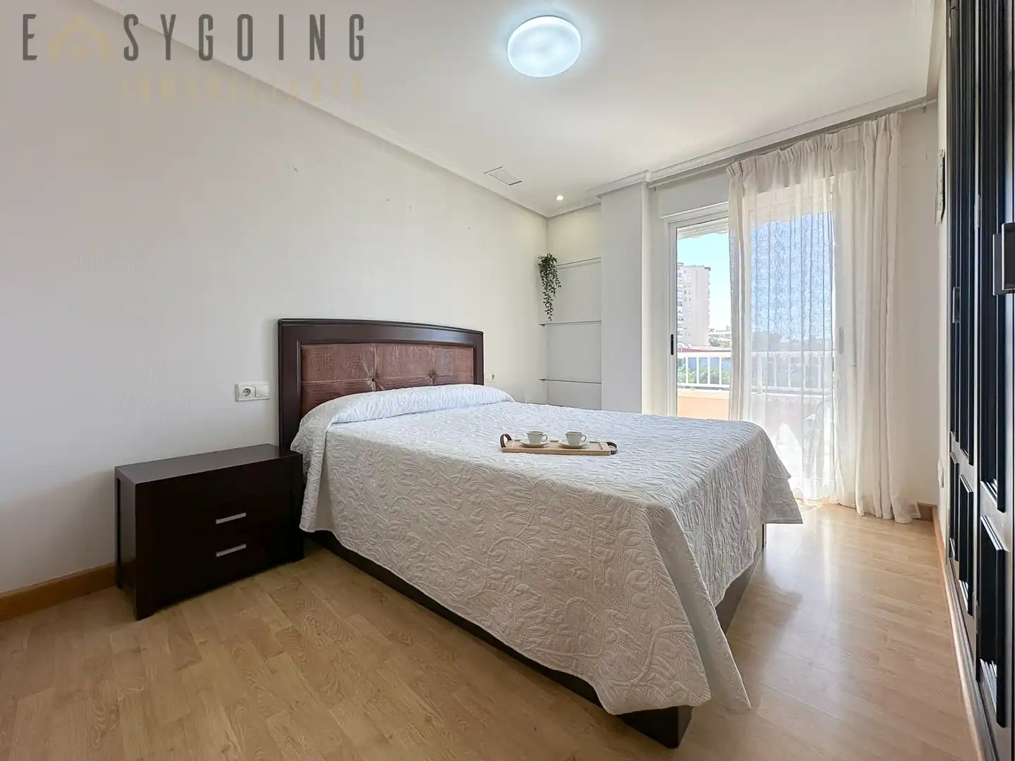 Piso con terraza en venta en Carrer Caritat 40, imagen 24