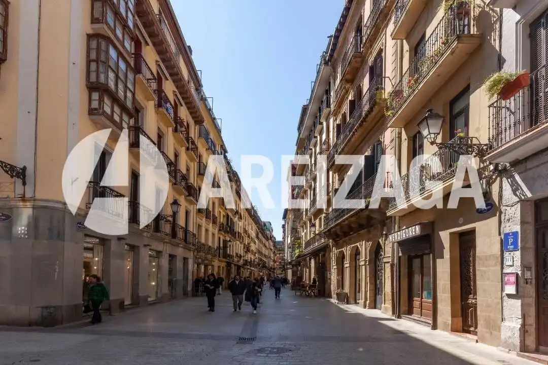 Vista exterior de Ático en venta en Donostia - San Sebastián  con Calefacción