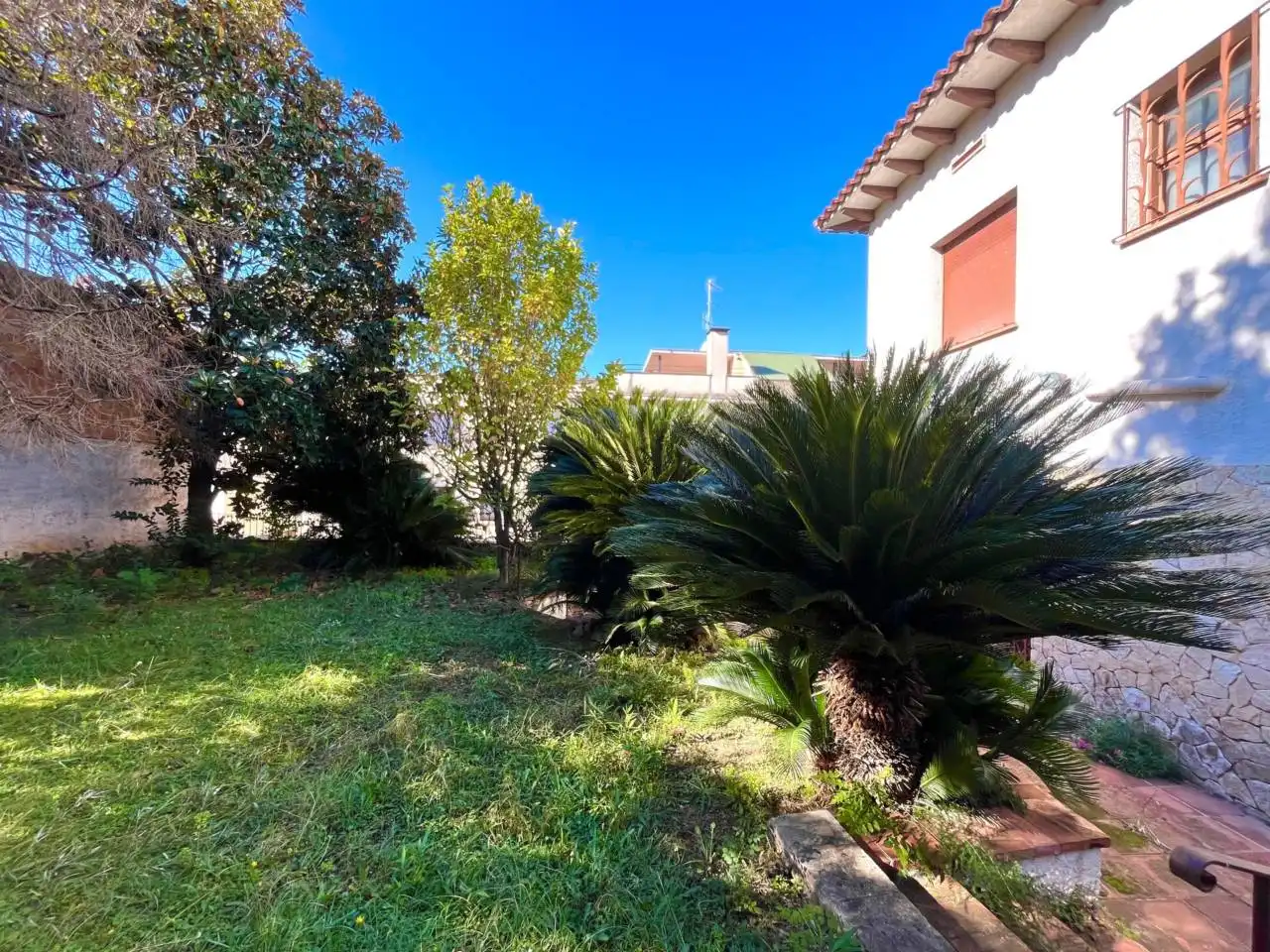 Jardí de Casa o xalet en venda en Girona amb Calefacció, Jardí privat i Terrassa