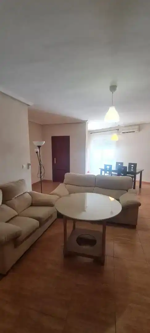 Wohnzimmer von Wohnung zum Verkauf in Bailén mit Klimaanlage und Balkon