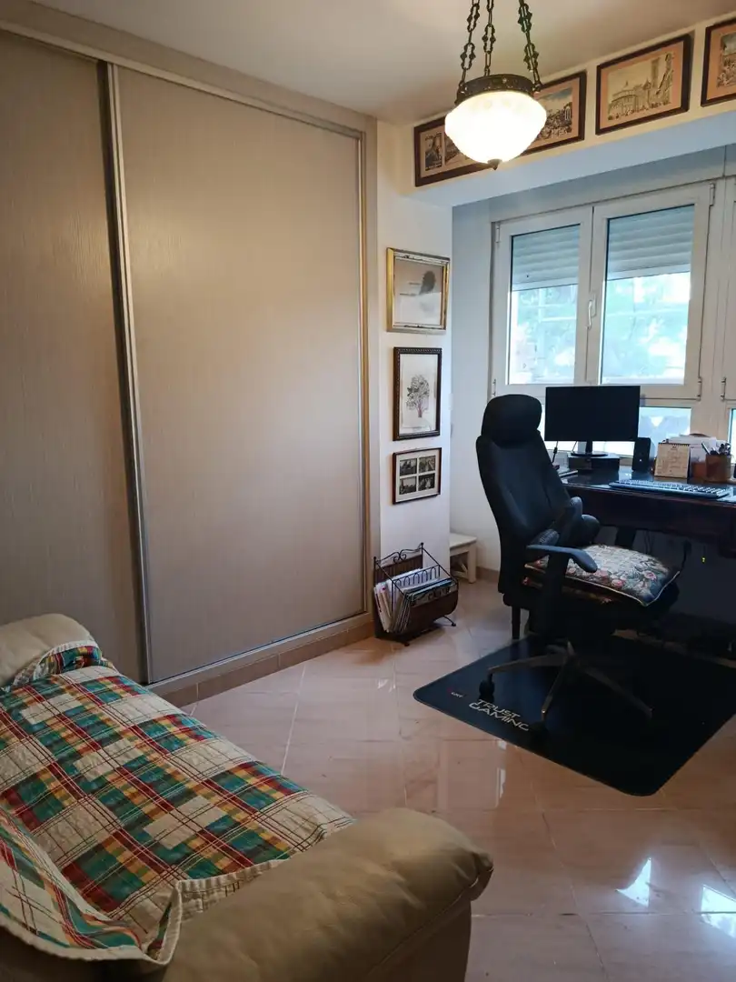 Wohnung zum Verkauf in Cádiz mit Klimaanlage