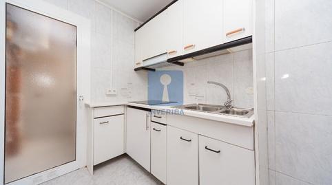 Foto 4 de Piso en venta en Travau, El Turó de la Peira, Barcelona