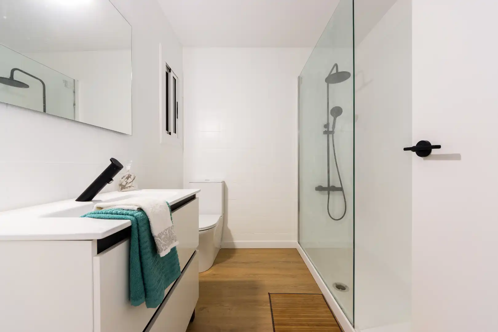 Bathroom of Flat for sale in Pla de Maset - Cap de Salou