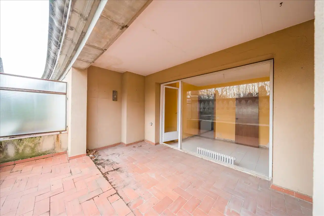 Casa adosada en venda en Olot amb Terrassa