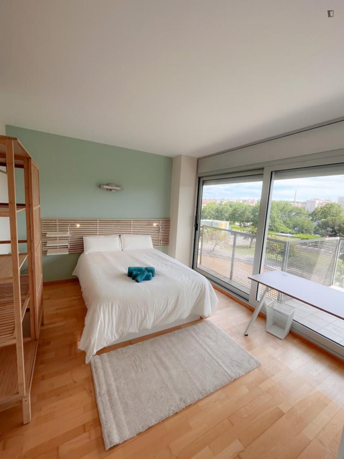 Apartament per a compartir a Eixample Sud – Migdia