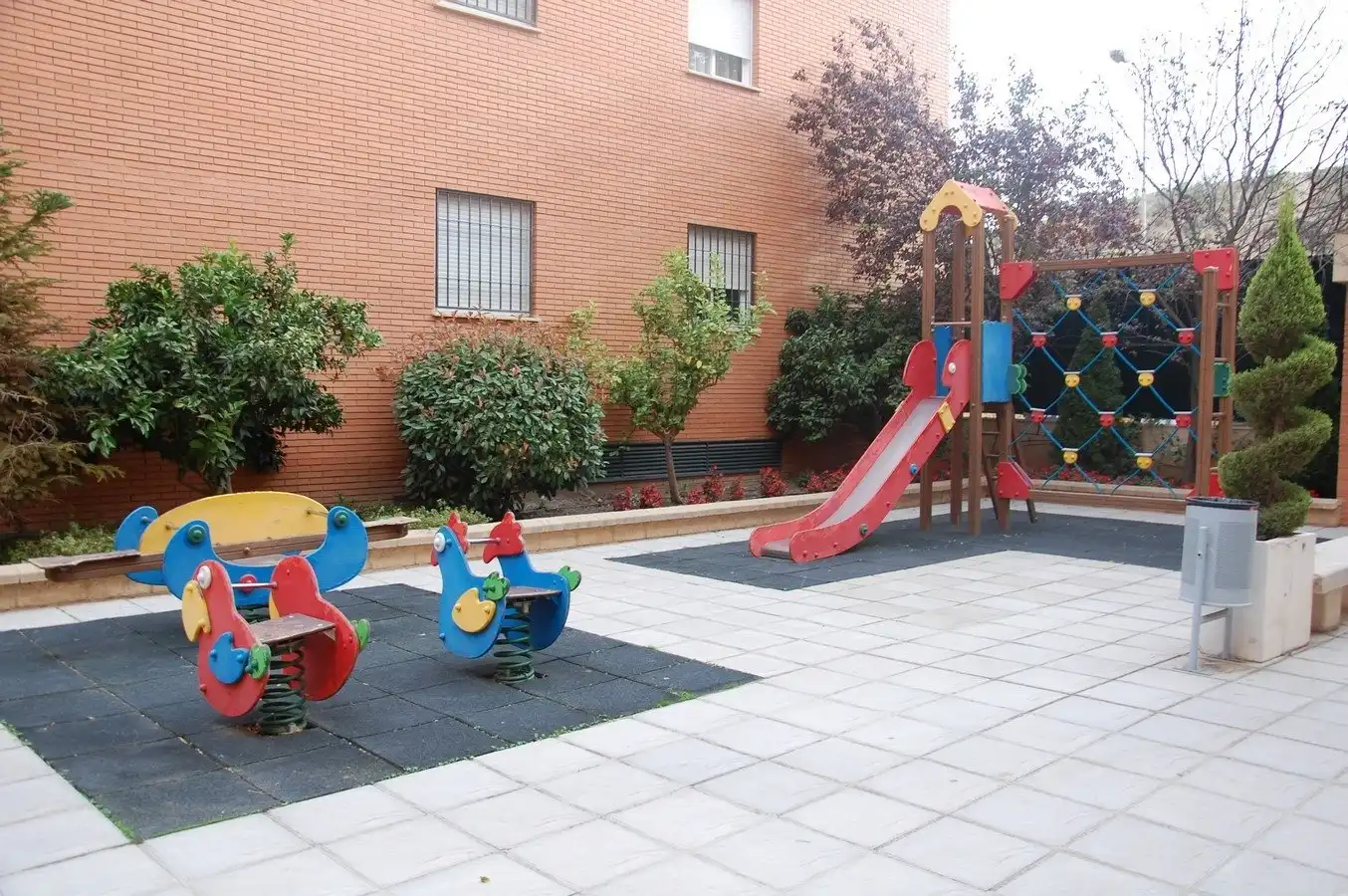 Flat for rent in Calle Matilde Cantós, Parque Nueva Granada