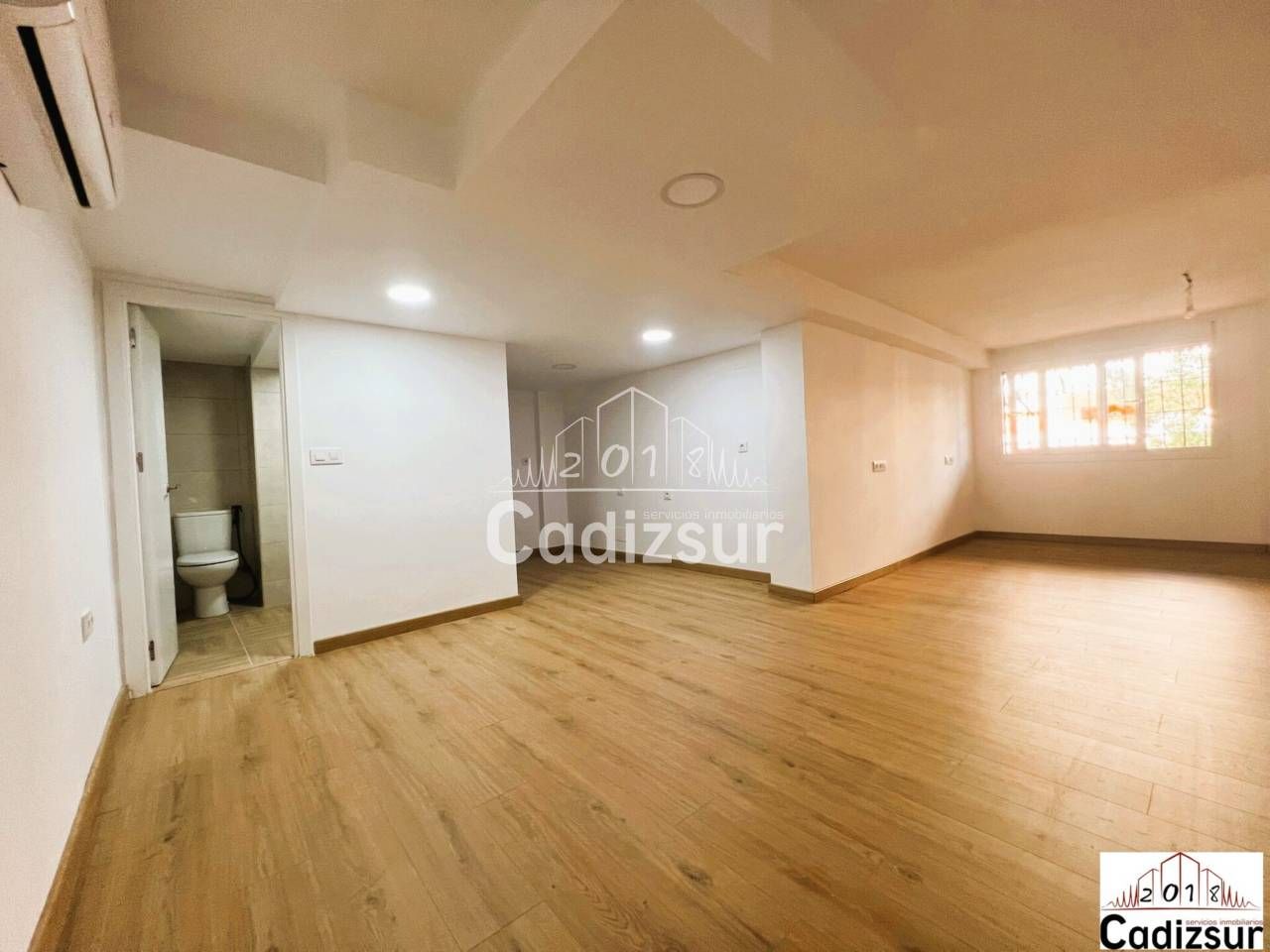 Office for sale in  Cádiz Capital