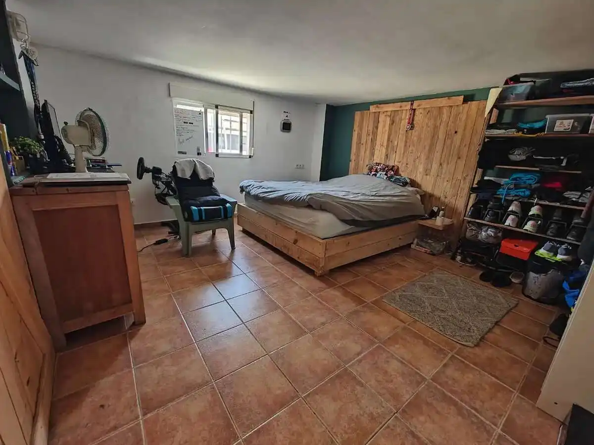 Houses for sale in Algemesí  with Private garden, Terrace and Swimming Pool